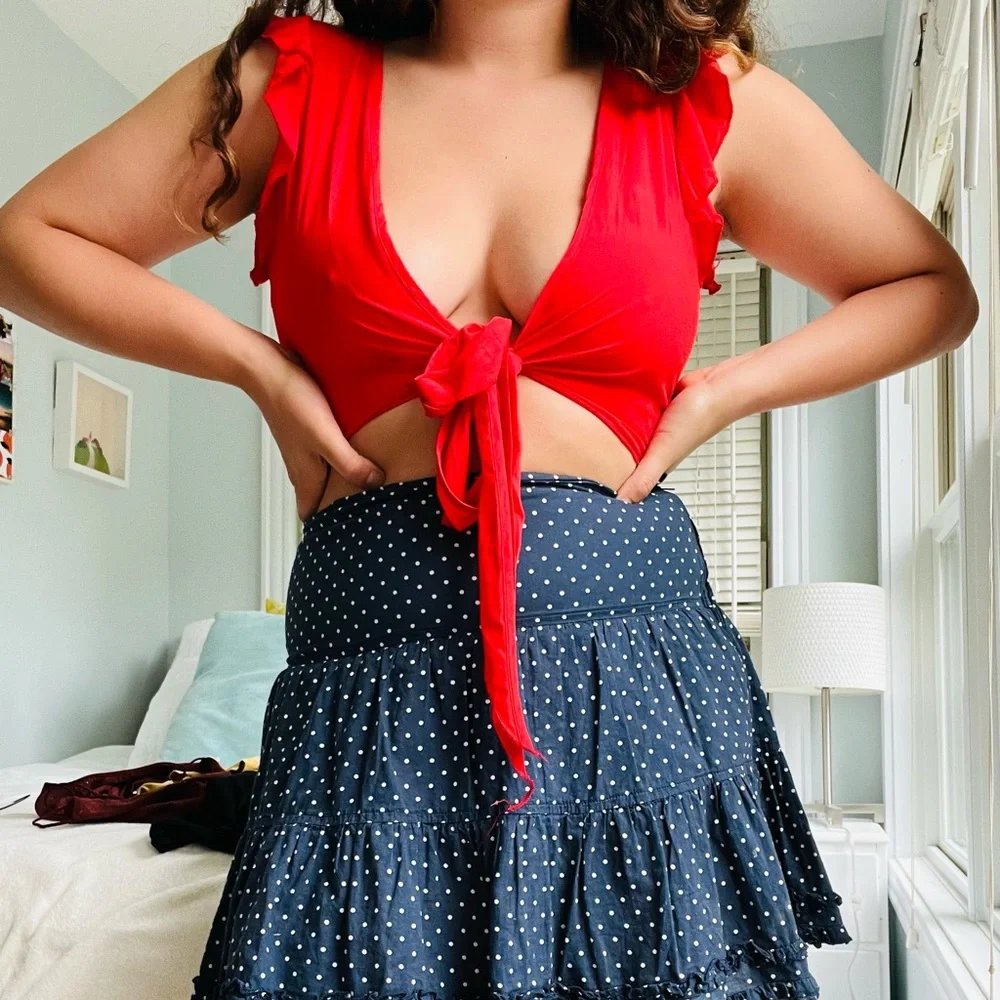 Wrap red top - Picture 1 of 3